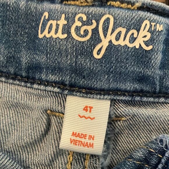4T Cat and Jack Jeans Shorts - Picture 2 of 3